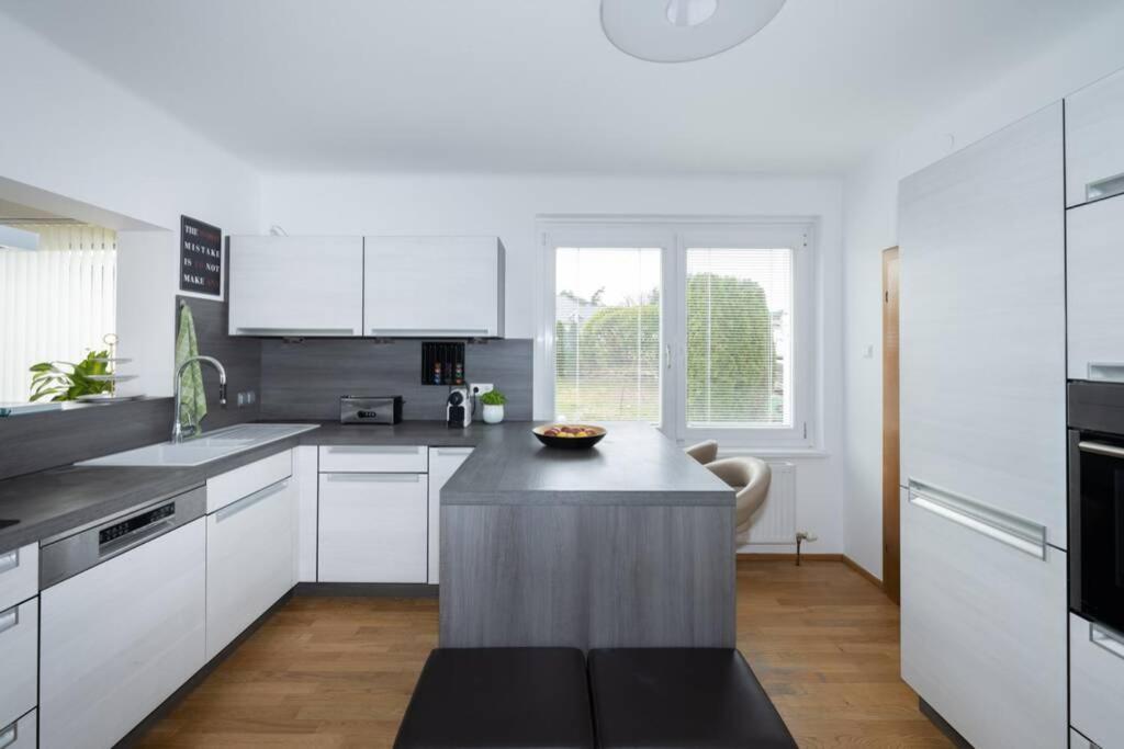 Schoenes Ferienhaus Mit Garten Pörtschach am Wörthersee Esterno foto