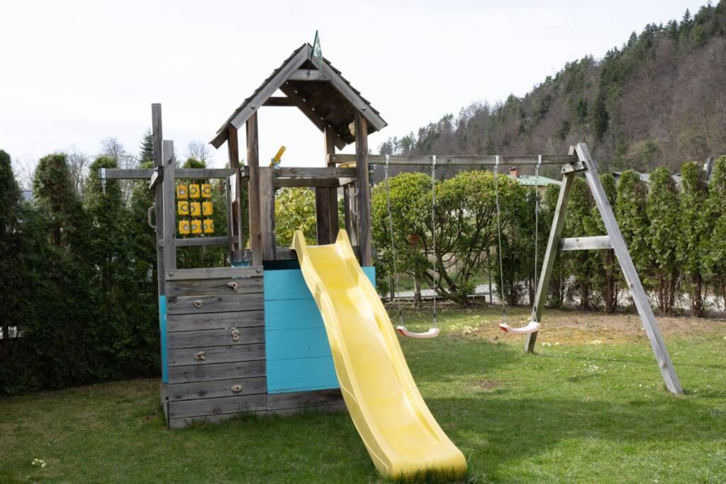Schoenes Ferienhaus Mit Garten Pörtschach am Wörthersee Esterno foto